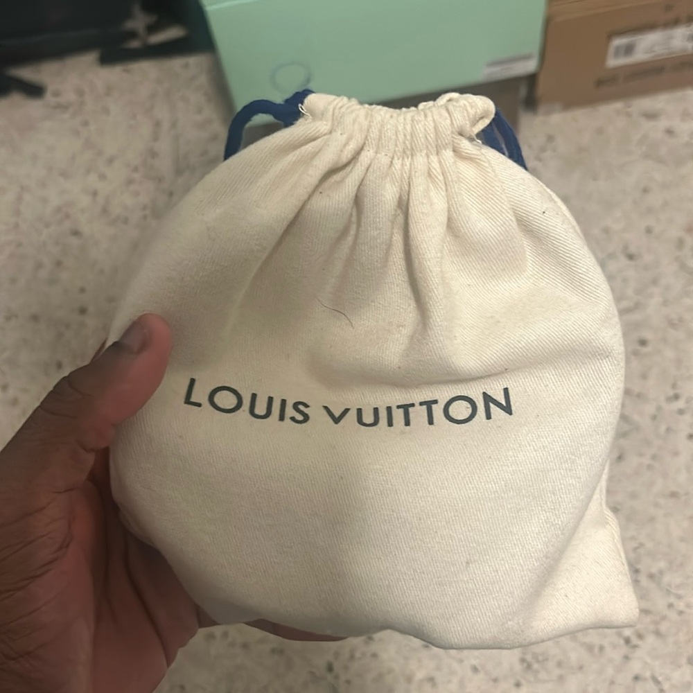 Louis Vuitton belt